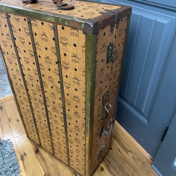 Custom Order Mcm Trunk RARE - Picture 4 of 9